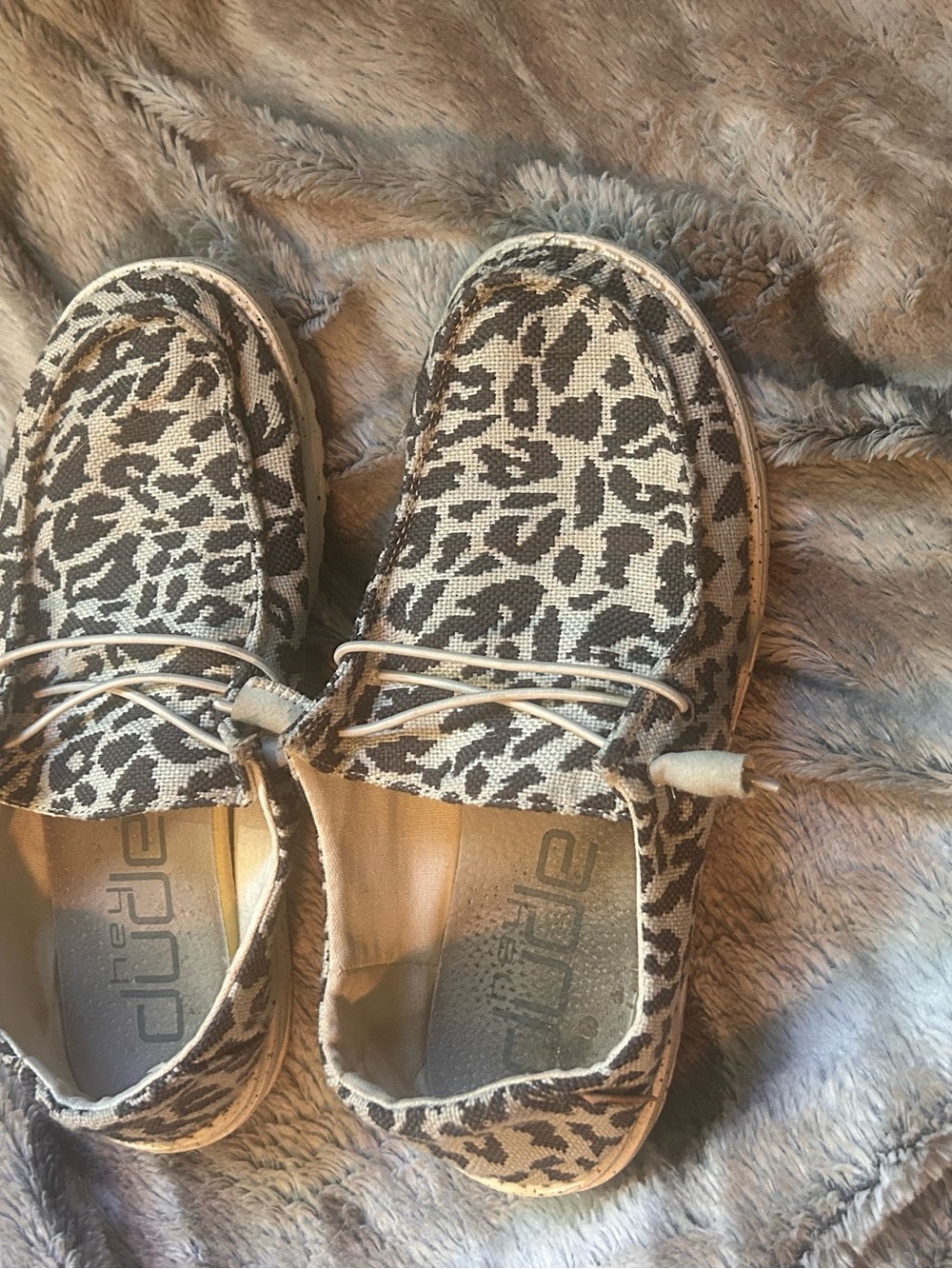 Hey Dude Womans  Leopard Print Slip-On Shoes - cream & Black